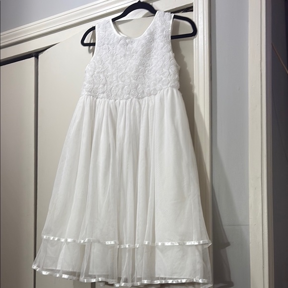Other - Elegant White Kids Dress​